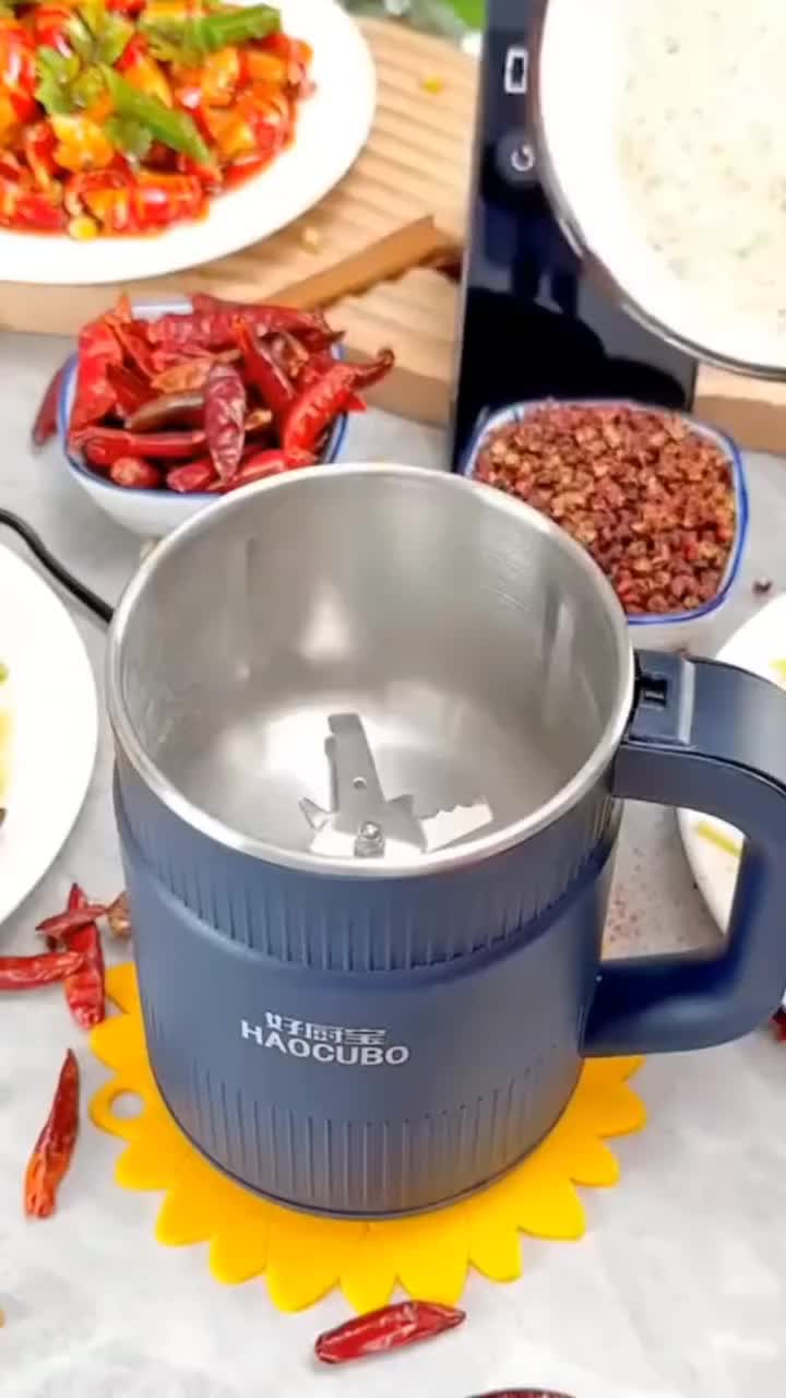 ৯৫০ ওয়াটের কিচেন দানব! Stainless Steel Electric Spice Grinder : রান্নাঘরের কাজ কতটা সহজ করে? - ছবি 4