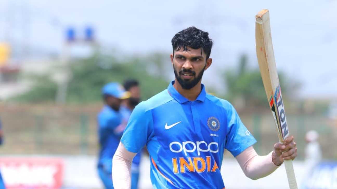 ধোনি-উত্তর যুগে চেন্নাইয়ের নয়া 'থালা': রুতুরাজ গায়কোয়াড়ের রাজকীয় উত্থান ও ভারতীয় ক্রিকেটের ভবিষ্যৎ